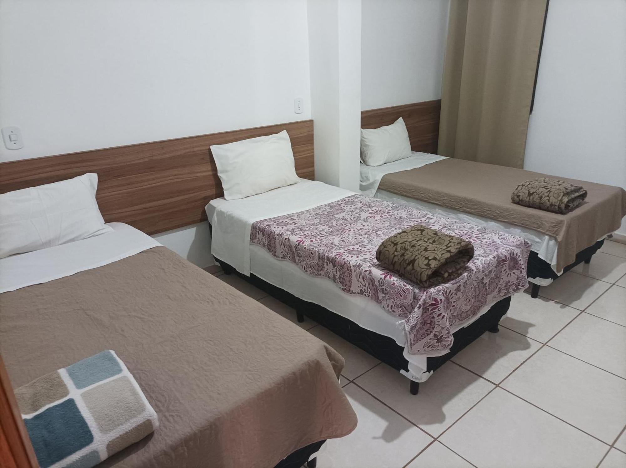 Hotel Joao Luzia Nova Resende Bagian luar foto